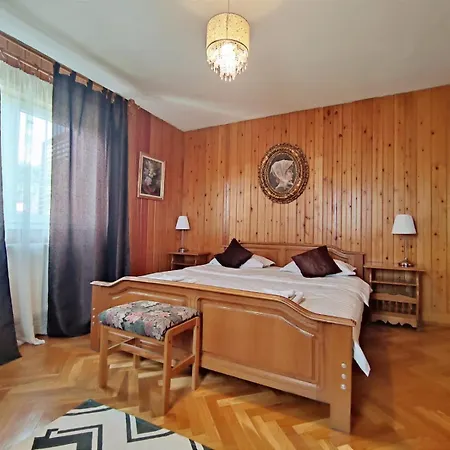 Lelia Apartman Brassó