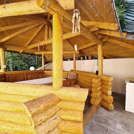 Apartment Lelia *