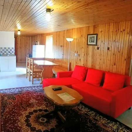 Lelia Apartment *